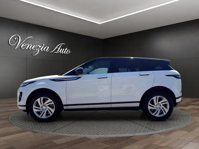 Land Rover Range Rover Evoque view 3