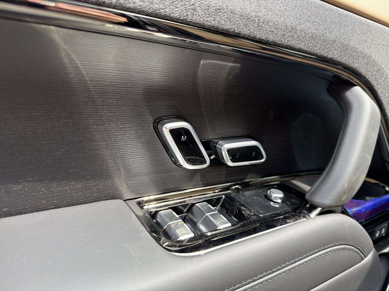 2026 Land Rover Range Rover Sport P400 Dynamic HSE thumb 9
