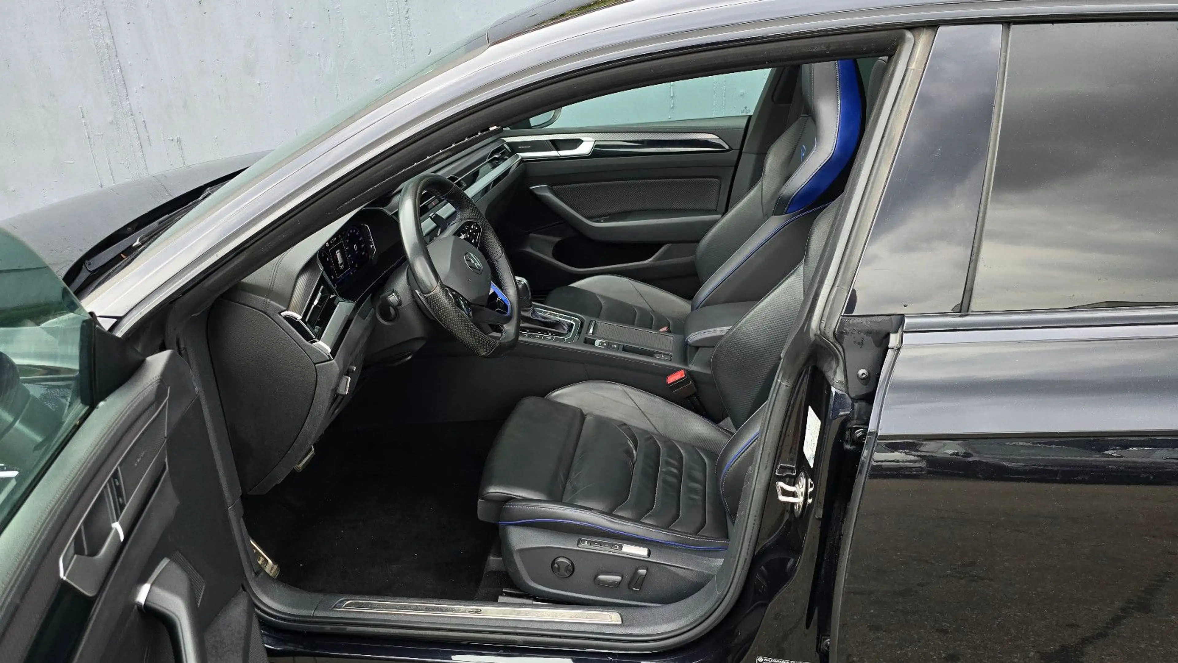 Volkswagen Arteon R 4M DSG Pano/Leder/ACC/DCC/360/AHK — photo 6