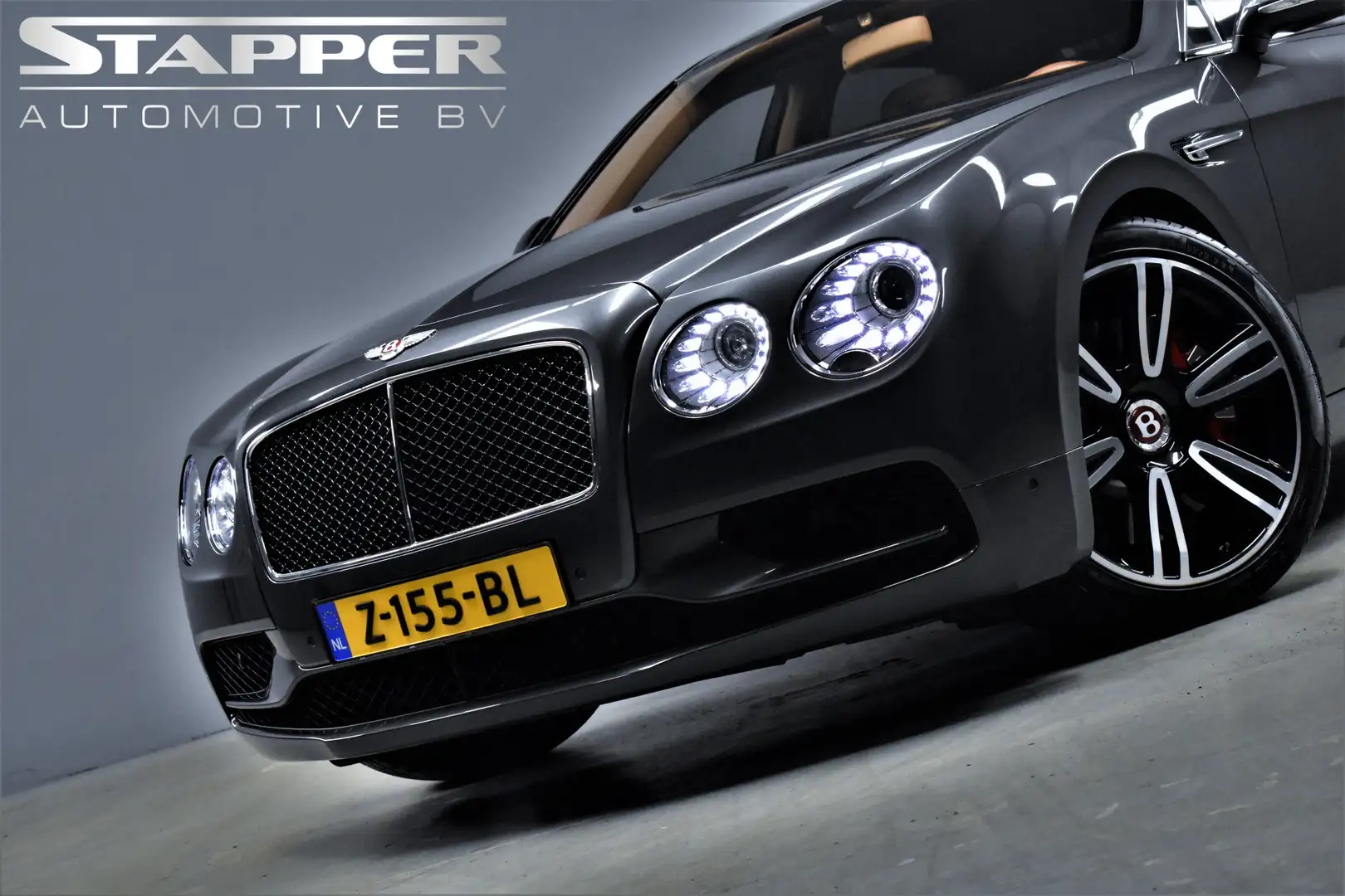 Bentley Flying Spur 4.0 V8 S 528pk Mulliner Dealer-OH Pano/Naim/Keyles Сірий - 2