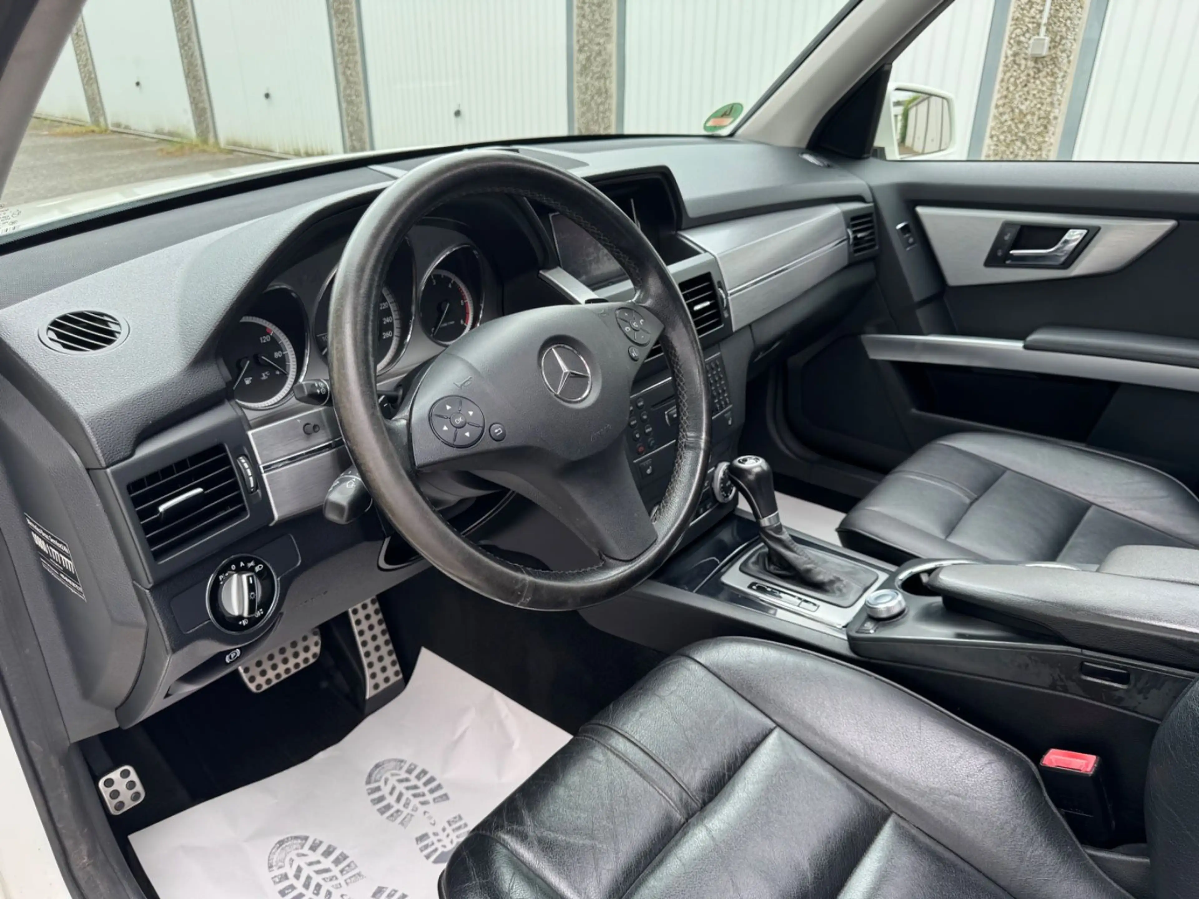 Mercedes-Benz GLK 350 CDI 4Matic — photo 14