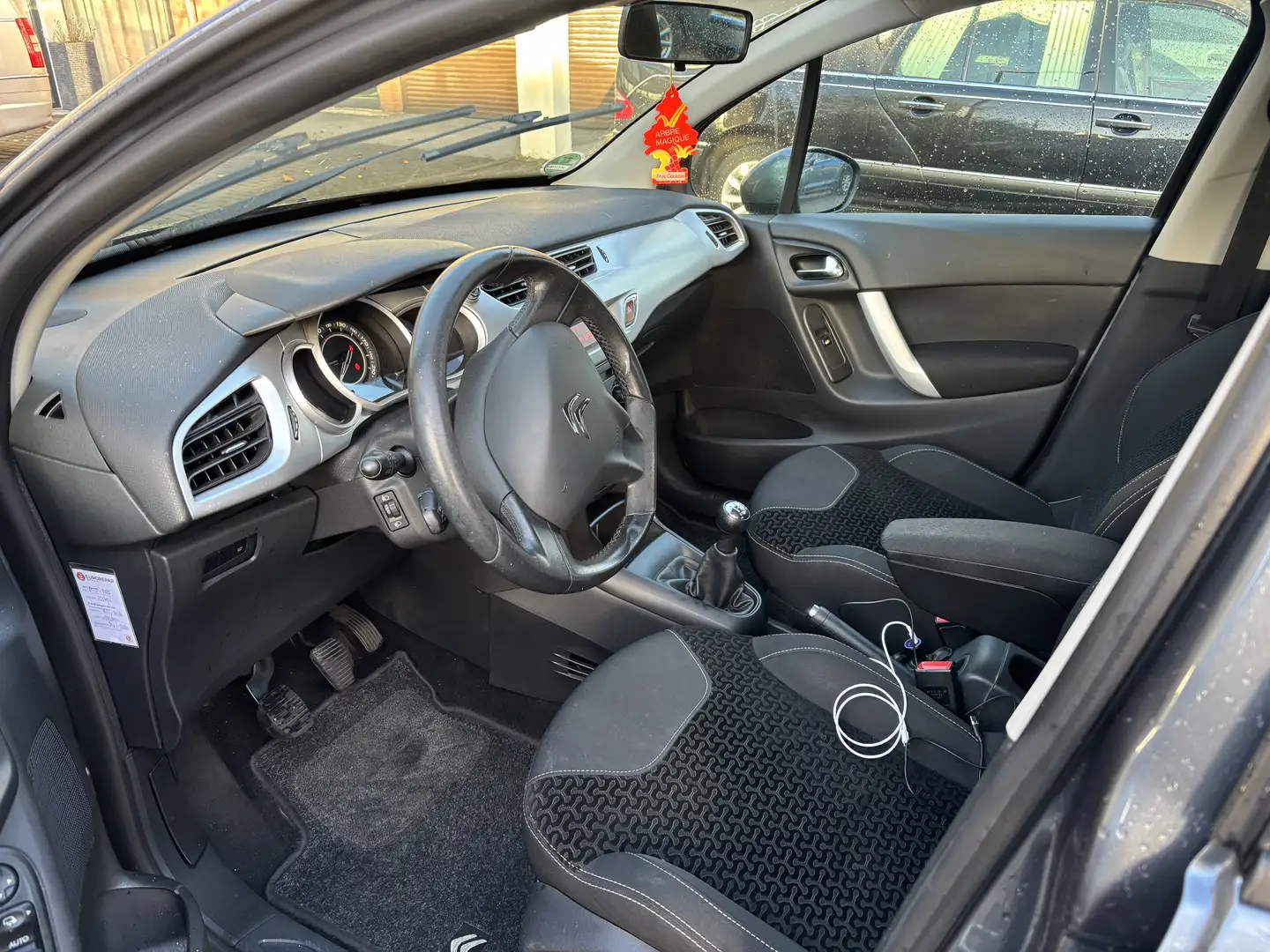 Citroen C3 1.6 e-HDi Dynamique Grijs - 1