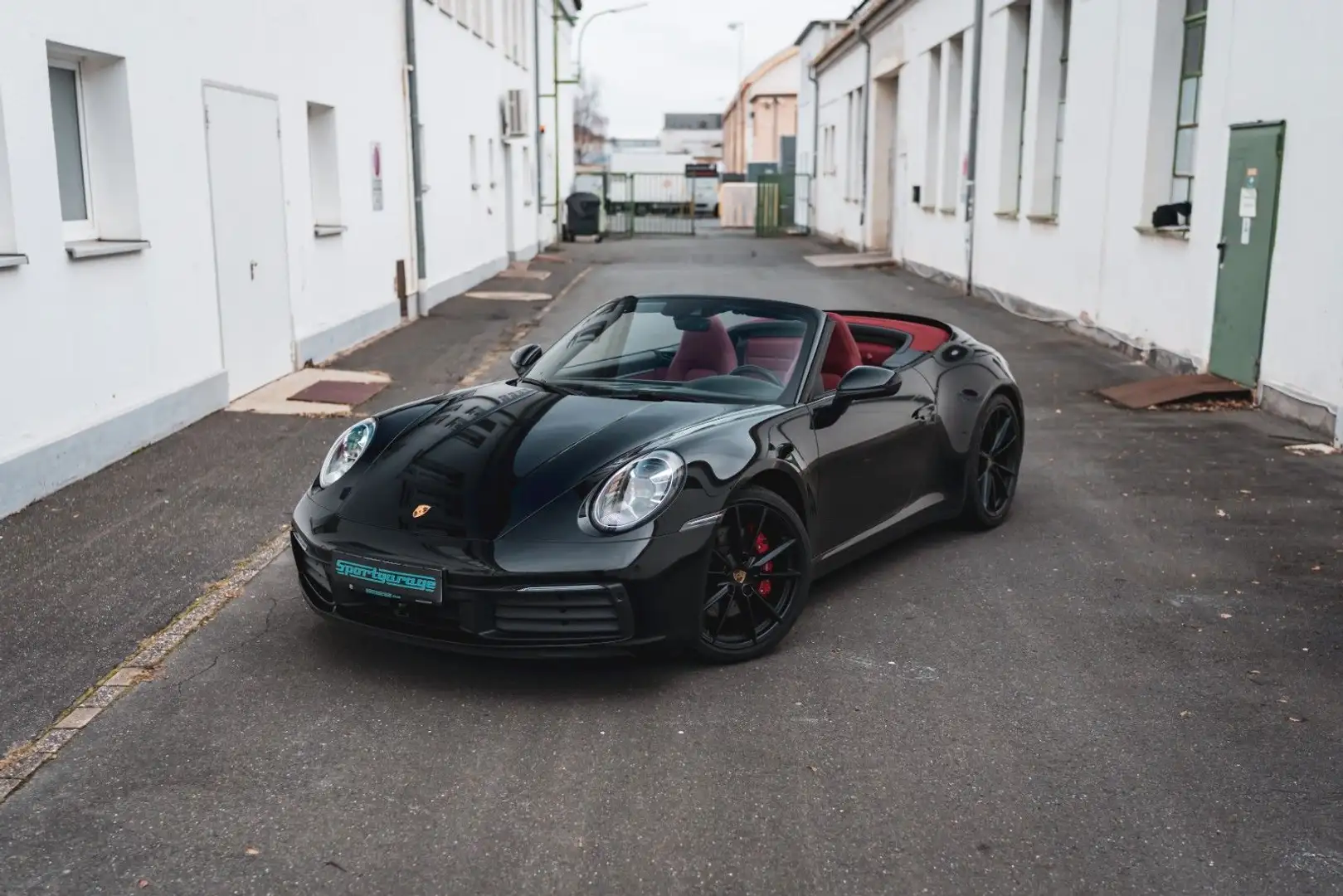 Porsche 992 Carrera 4S Cabrio *1. HAND / BOSE / LED* Schwarz - 2