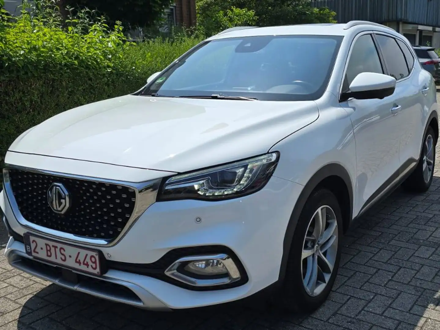 MG EHS EHS PHEV Luxury Blanc - 2