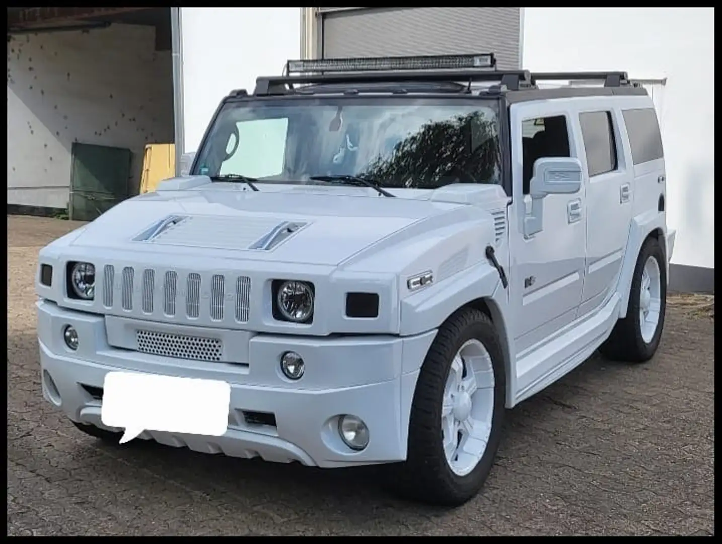HUMMER H2 CUSTOM CAR BREMBO ANLAGE BODYKIT 22 Zoll Felgen Weiß - 2