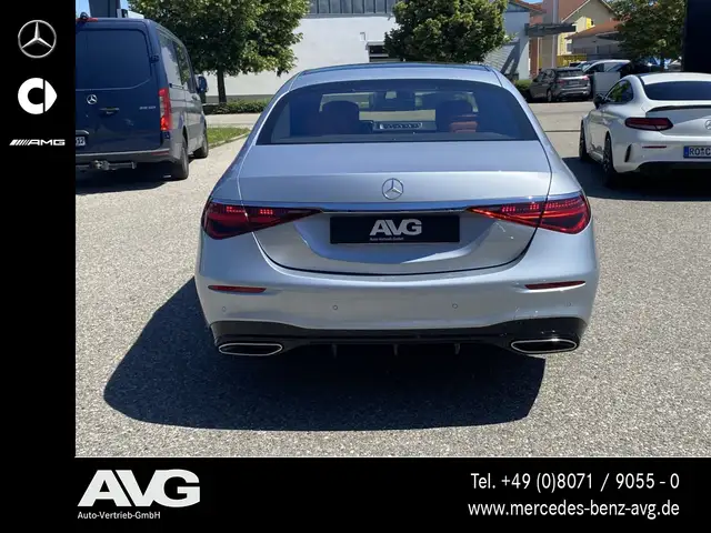Mercedes-Benz S-Class view 5