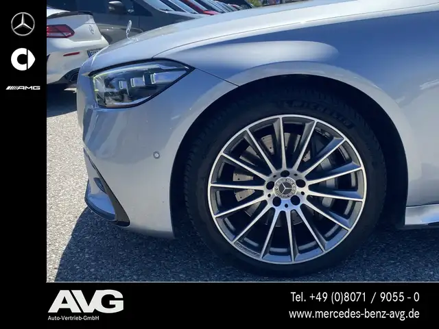 Mercedes-Benz S-Class view 19