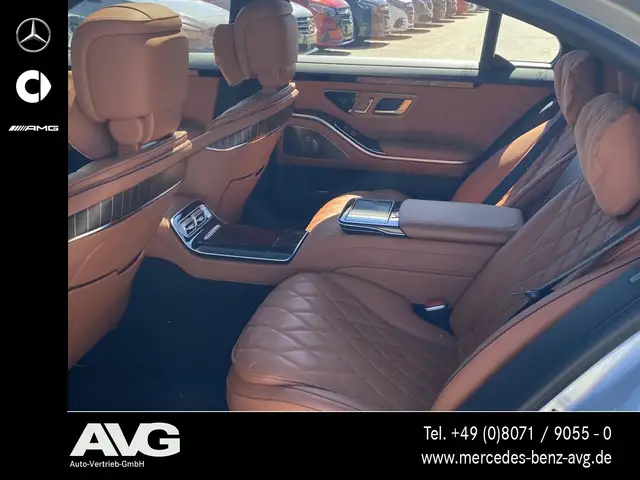 Mercedes-Benz S-Class view 18