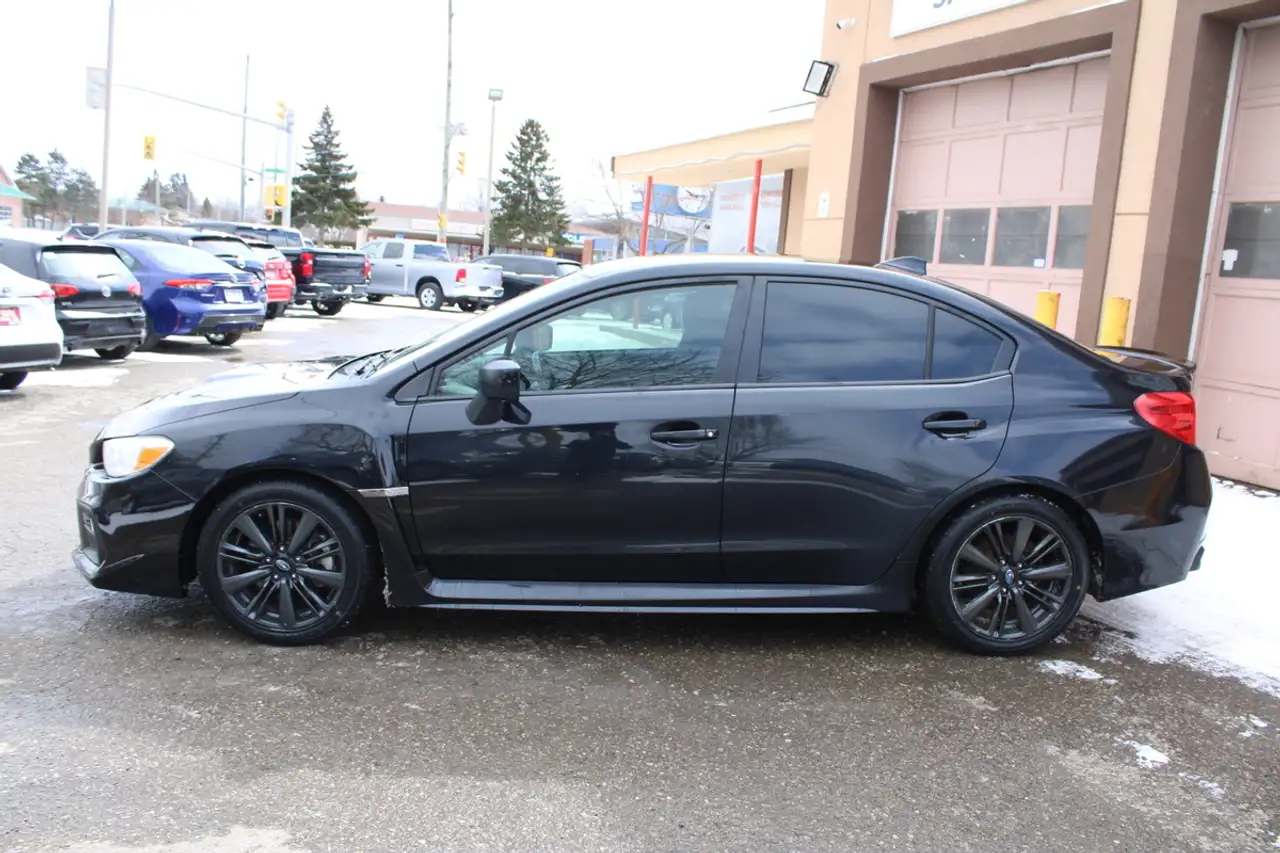 Subaru WRX снимка Subaru WRX