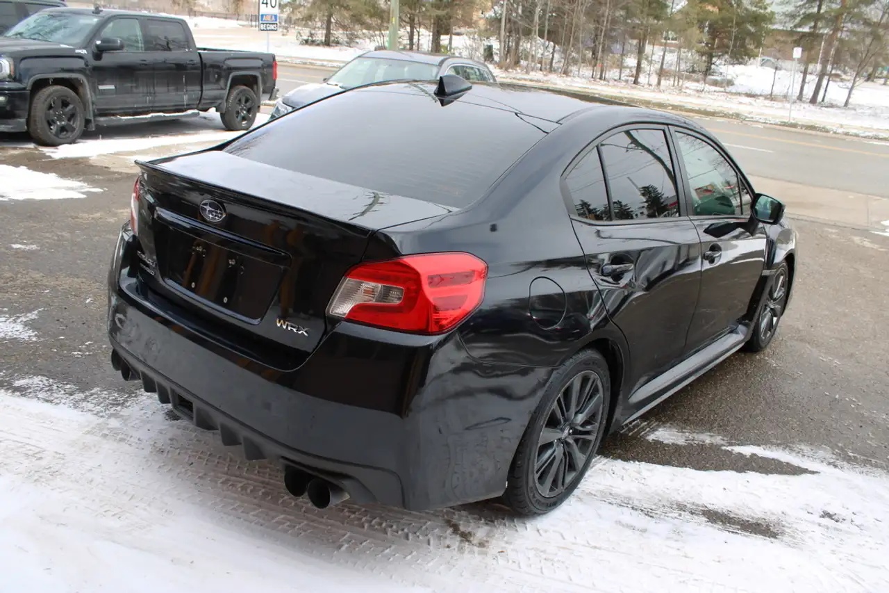 Subaru WRX снимка Subaru WRX