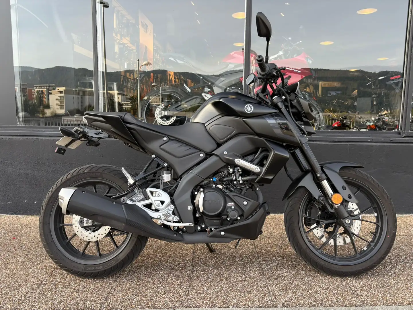 Yamaha MT-125 - 1