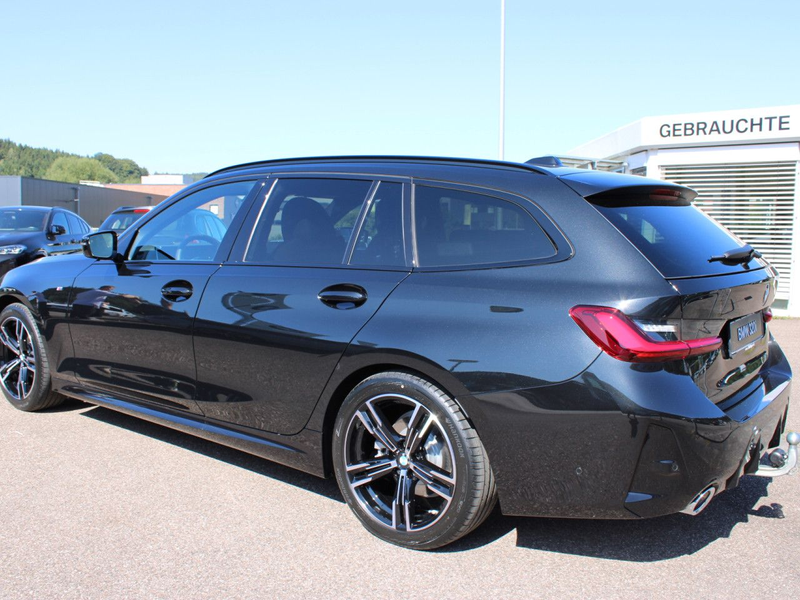 BMW 320 i Touring M Sport AHK LED ACC Innovationspaket — photo 6