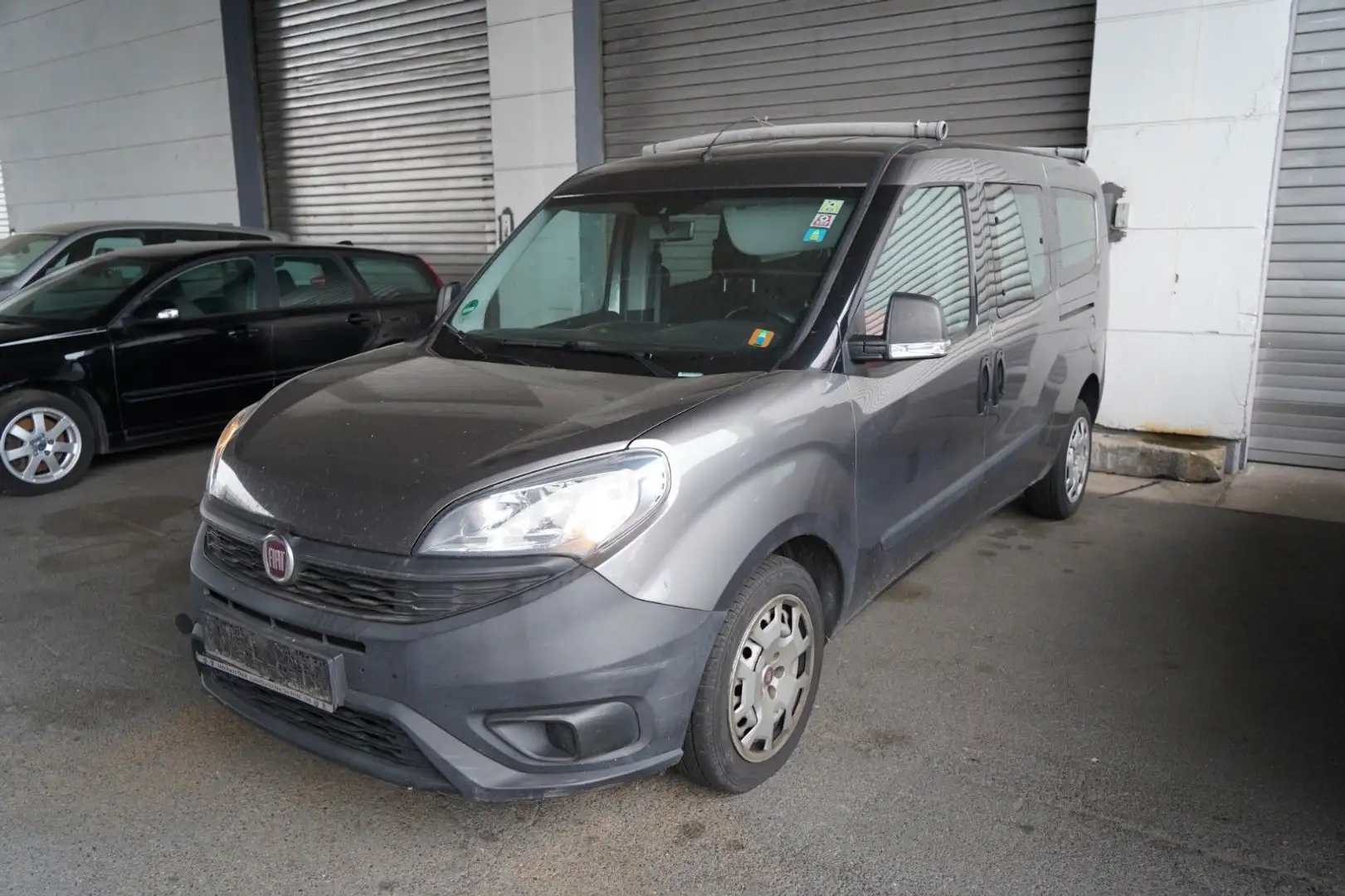 Fiat Doblo 1.6 HDI Maxi Kombi Klima*USB-AUX*PDC Grau - 2