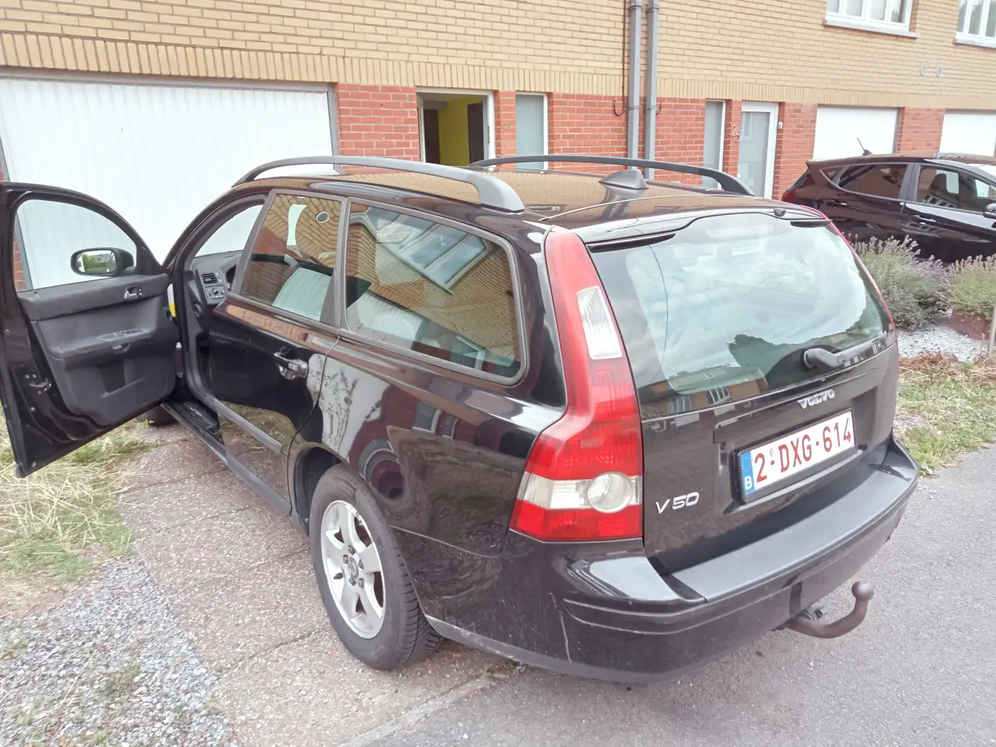 Volvo V50 1.6 Turbo - D Schwarz - 1