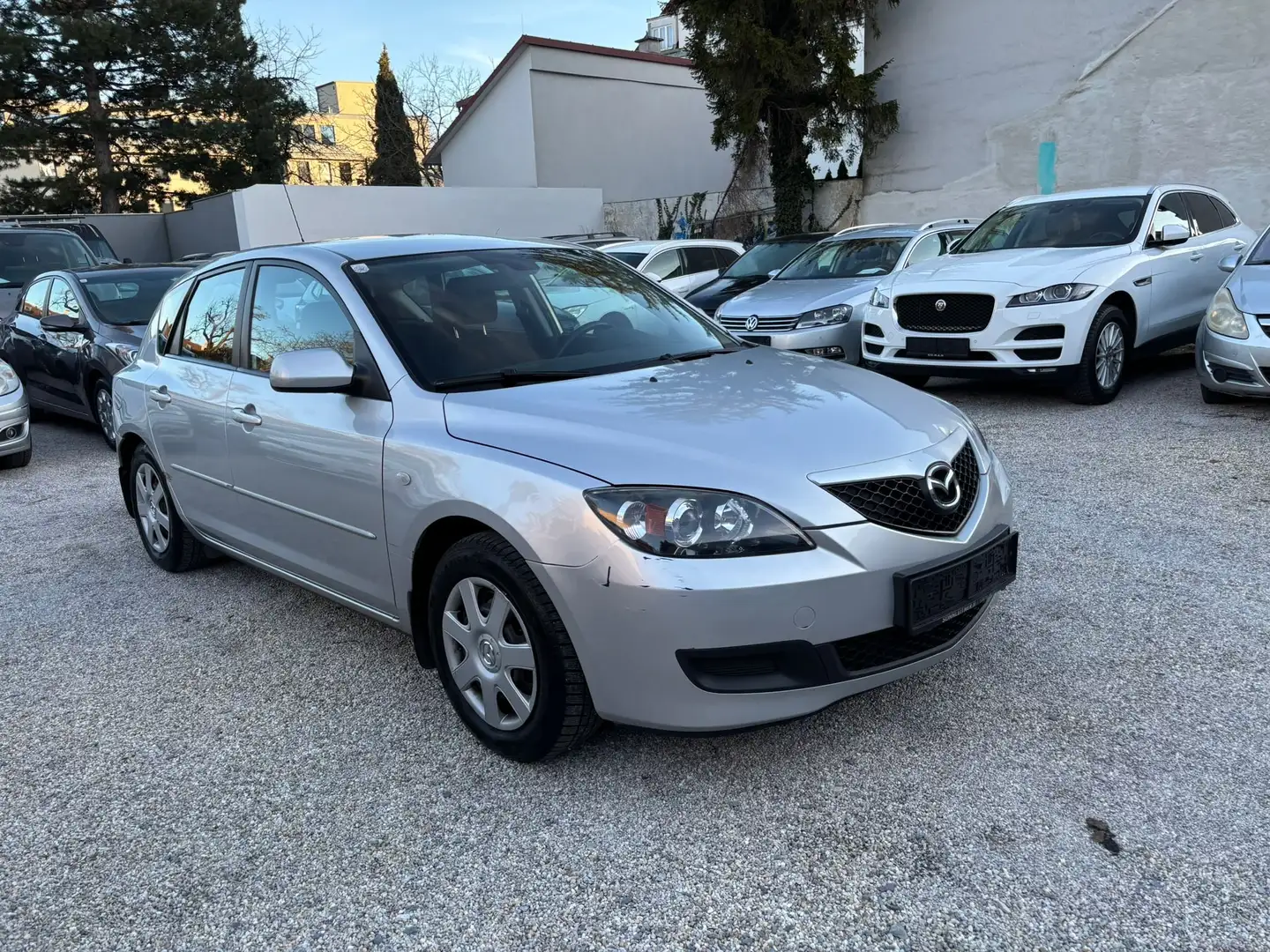 Mazda 3 Mazda3 Sport 1,4i TE 84PS Silber - 2