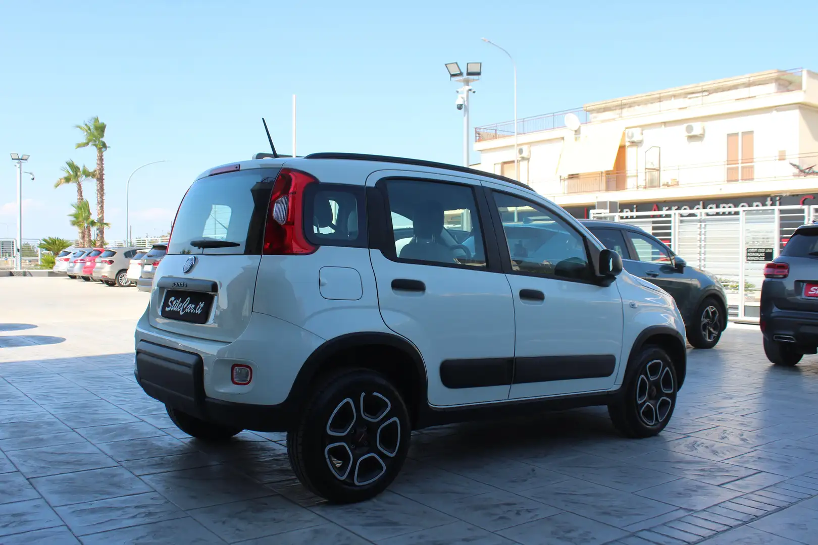 Fiat Panda Panda 0.9 t.air t. natural power City Cross 70cv Wit - 2