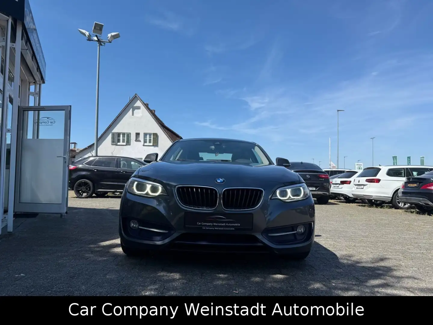 BMW 220 Baureihe 2 Coupe 220 d Sport Line Grau - 2