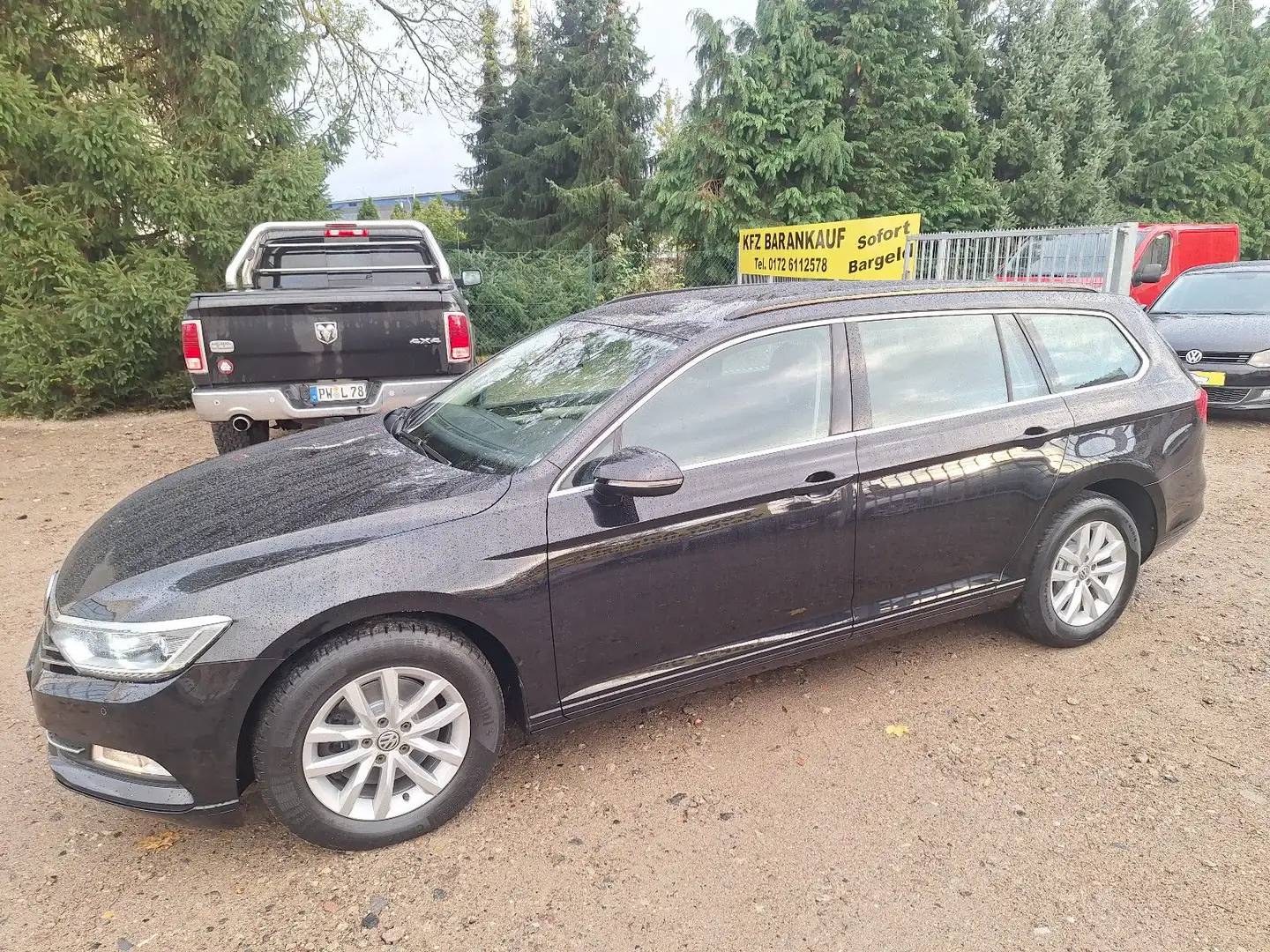 Volkswagen Passat Variant Comfortl. BMT/Start/St. Tüv neu!! Schwarz - 2