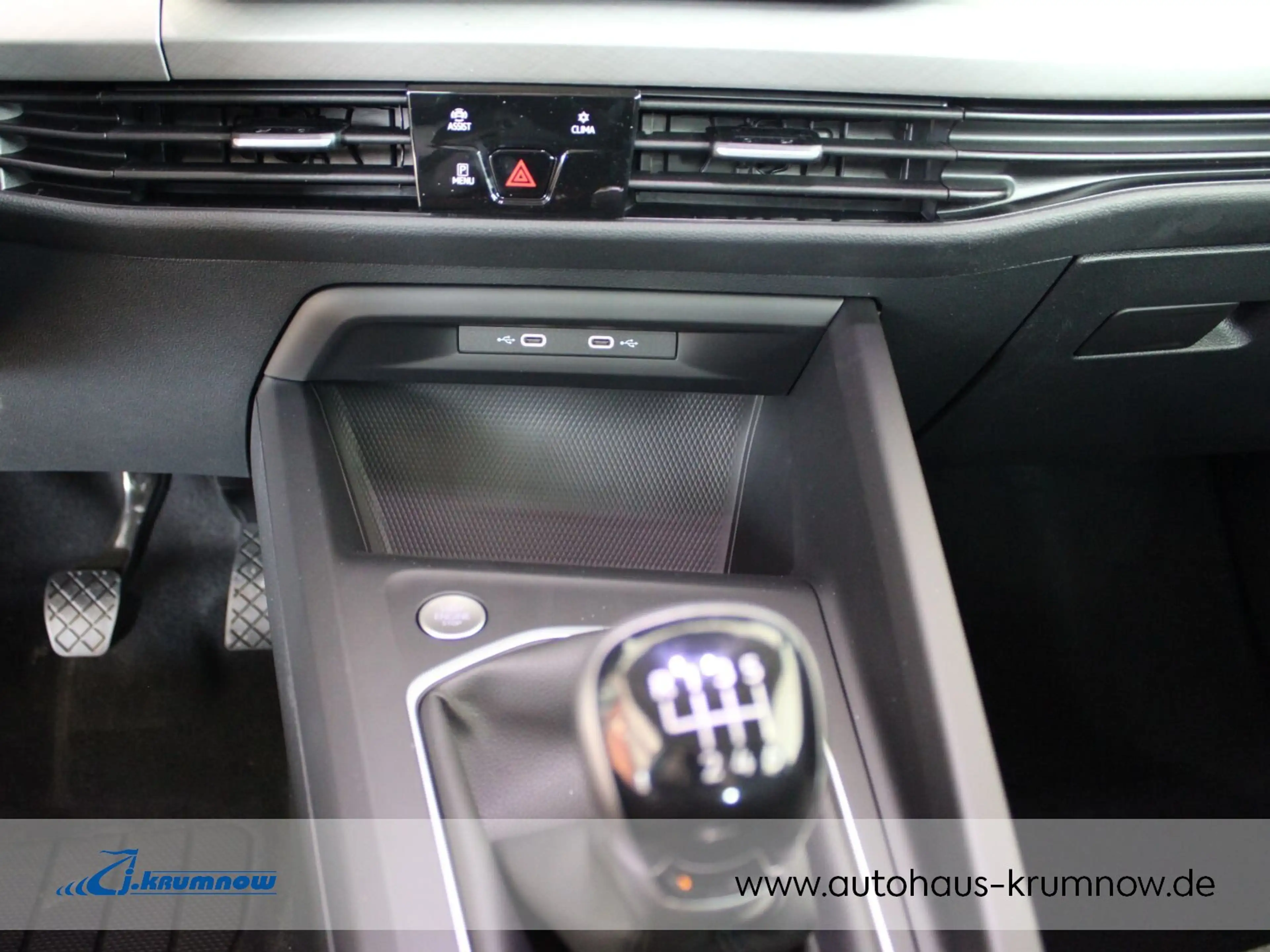 Volkswagen Golf VIII Variant 1.5 TSI OPF LED+Appconnect+GRA Klima/Sitzhzg./MF-Lenkrad/BC/L-R Sensor/Dachrel./eFH. — photo 11