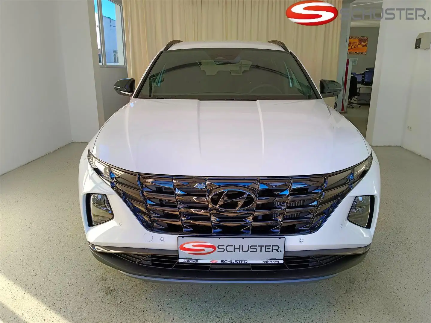 Hyundai TUCSON Tucson 1,6 CRDI 4WD 48V Trend Line Plus DCT Weiß - 2