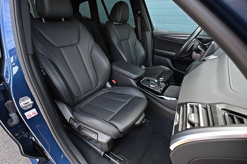 BMW X3 xDrive30e PHEV Aut. M Sport 20", adapt. Fahrwer... — photo 10