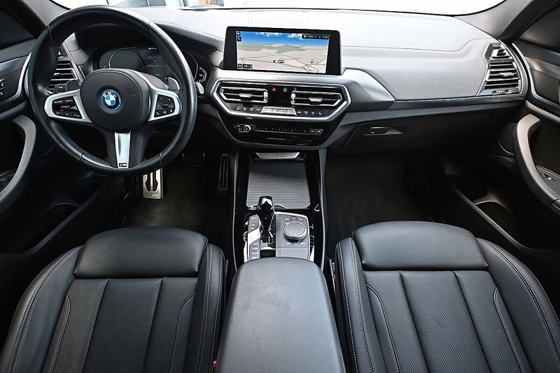 BMW X3 xDrive30e PHEV Aut. M Sport 20", adapt. Fahrwer... — photo 13