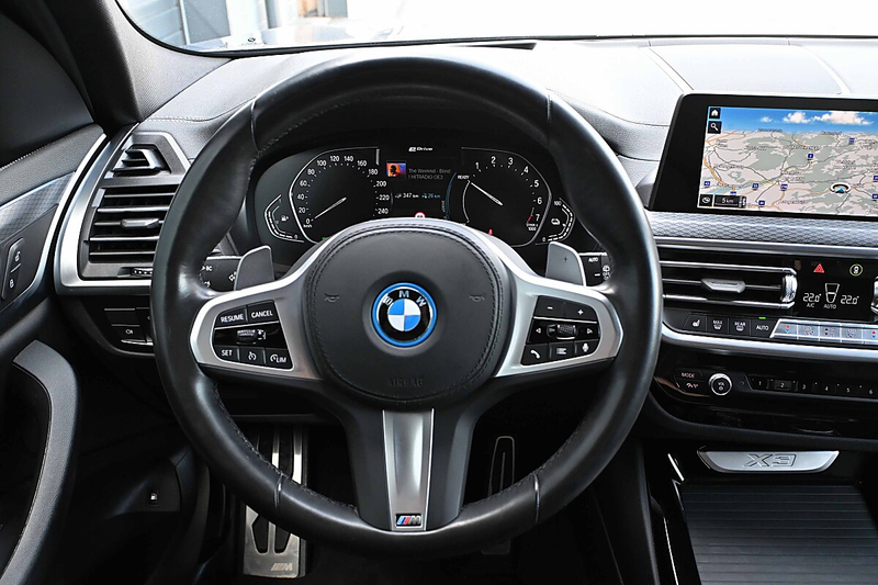 BMW X3 xDrive30e PHEV Aut. M Sport 20", adapt. Fahrwer... — photo 14