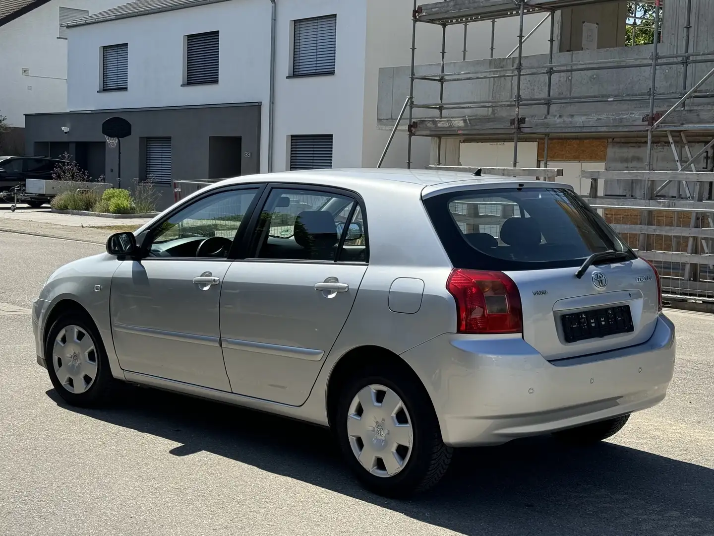Toyota Corolla 1.4 Sol, TÜV&Service NEU! 1.Hand, Rentnerauto Argent - 2