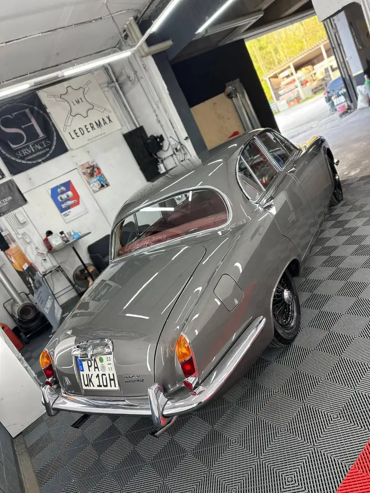 Jaguar Daimler Sovereign / Jaguar 420 RHD - sehr selten, foto 2