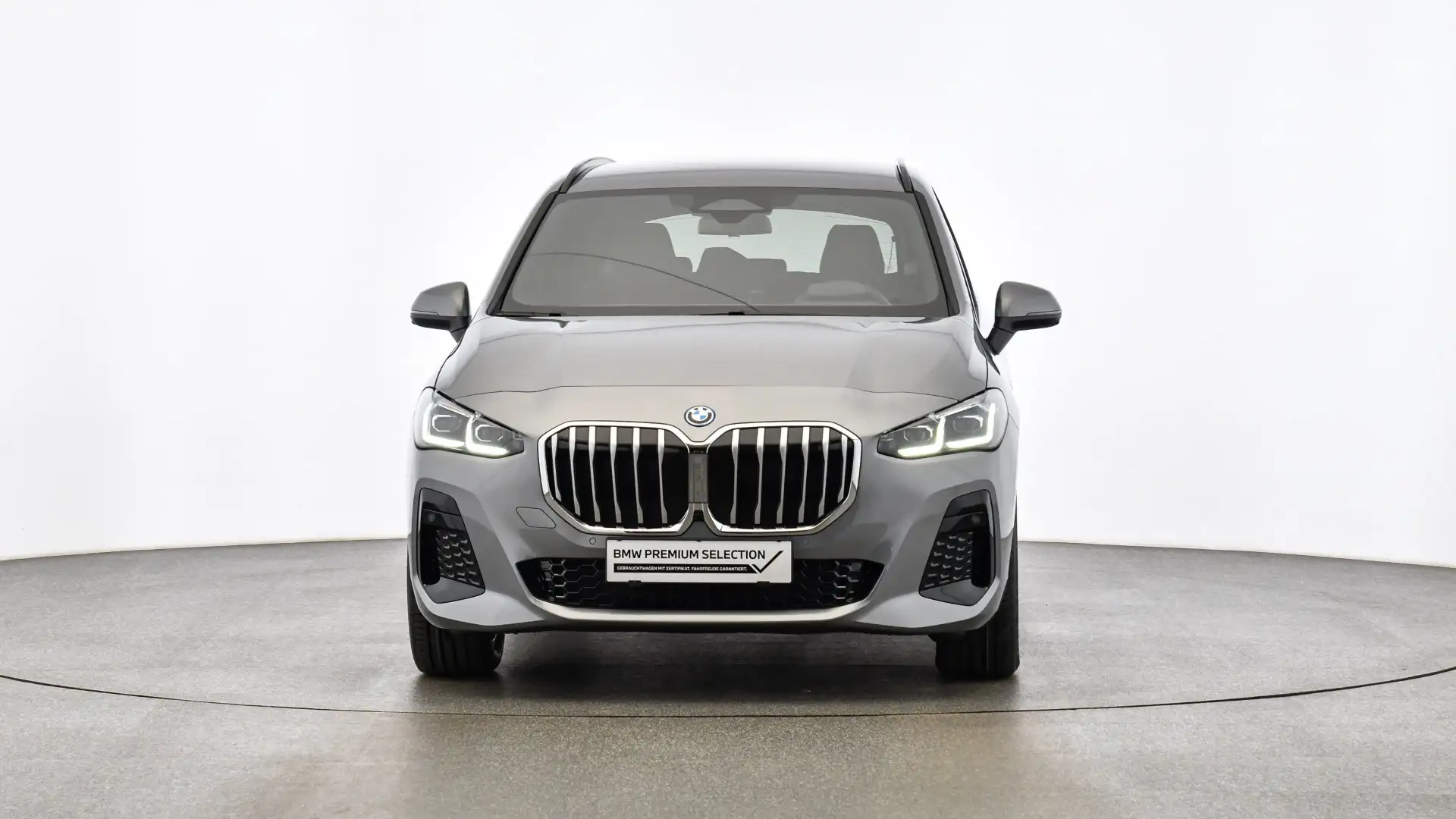 BMW 225 e xDrive M-Sportpaket Grau - 2