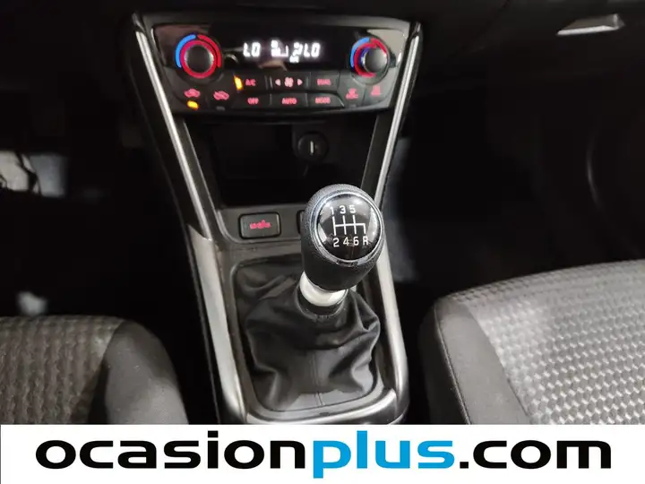 Suzuki S-Cross 2024, foto 5