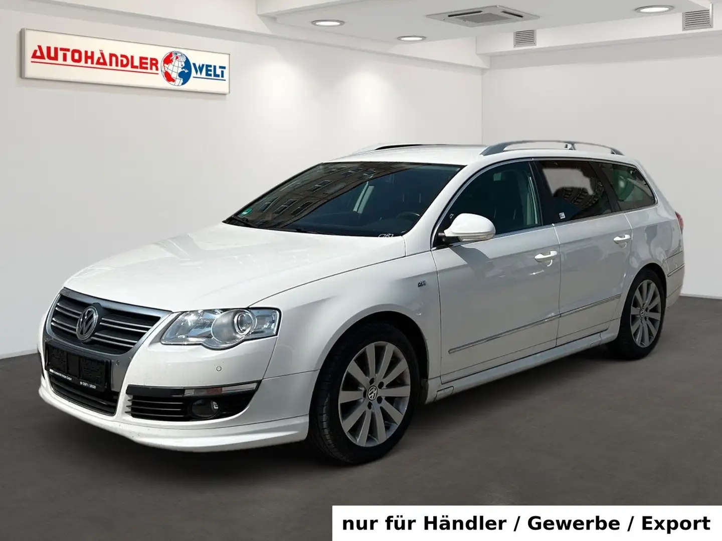 Volkswagen Passat Variant Passat Kombi 2.0 TDI R-Line AAC SHZ Navi PDC Weiß - 1