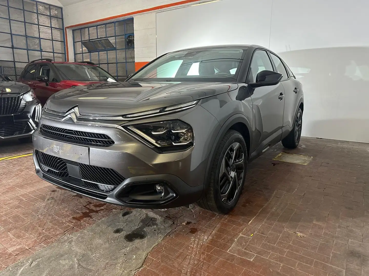 Citroen C4 1.2 130cv Feel Pack+ R18 + Navi + Head Up Display Szürke - 1