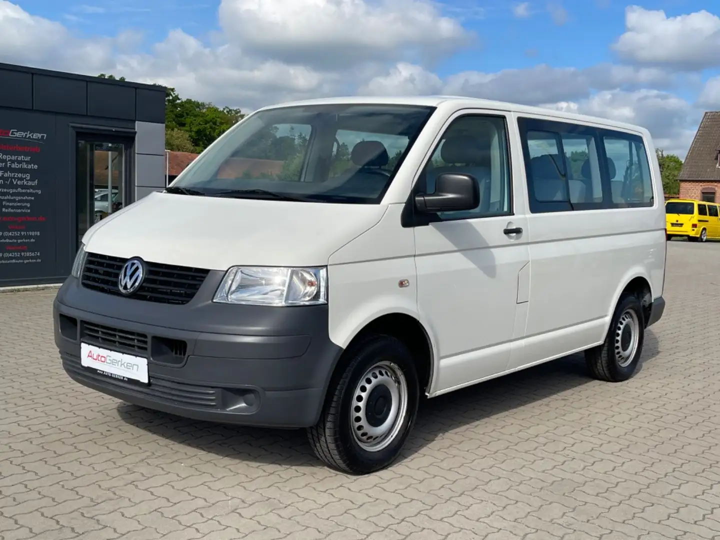 Volkswagen T5 Caravelle 2.0 7-Sitzer Klima+Standheizung Fehér - 2