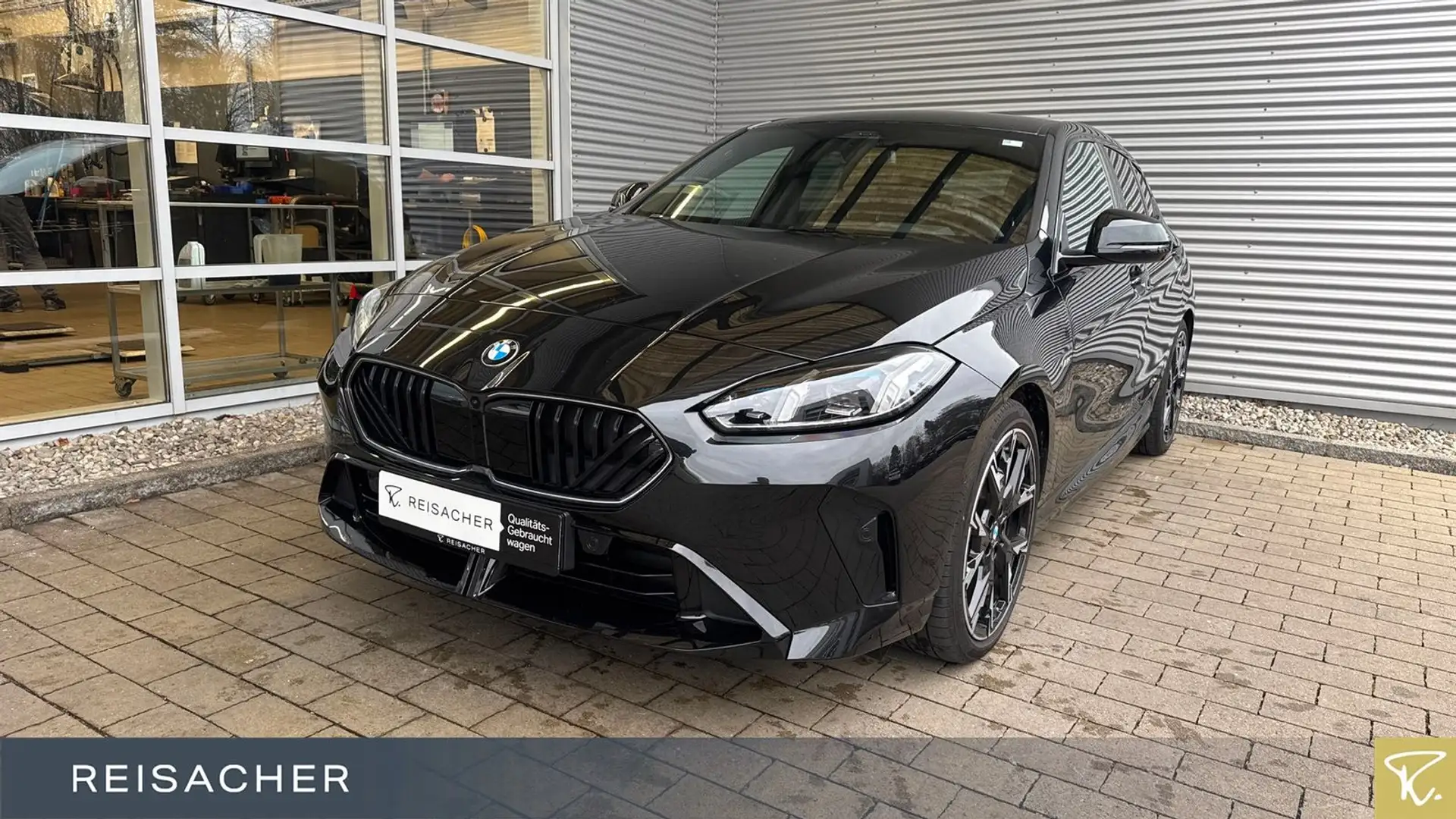BMW 120 M-Sport AHK ACC 360° HUD Iconic Glow  19" Schwarz - 1