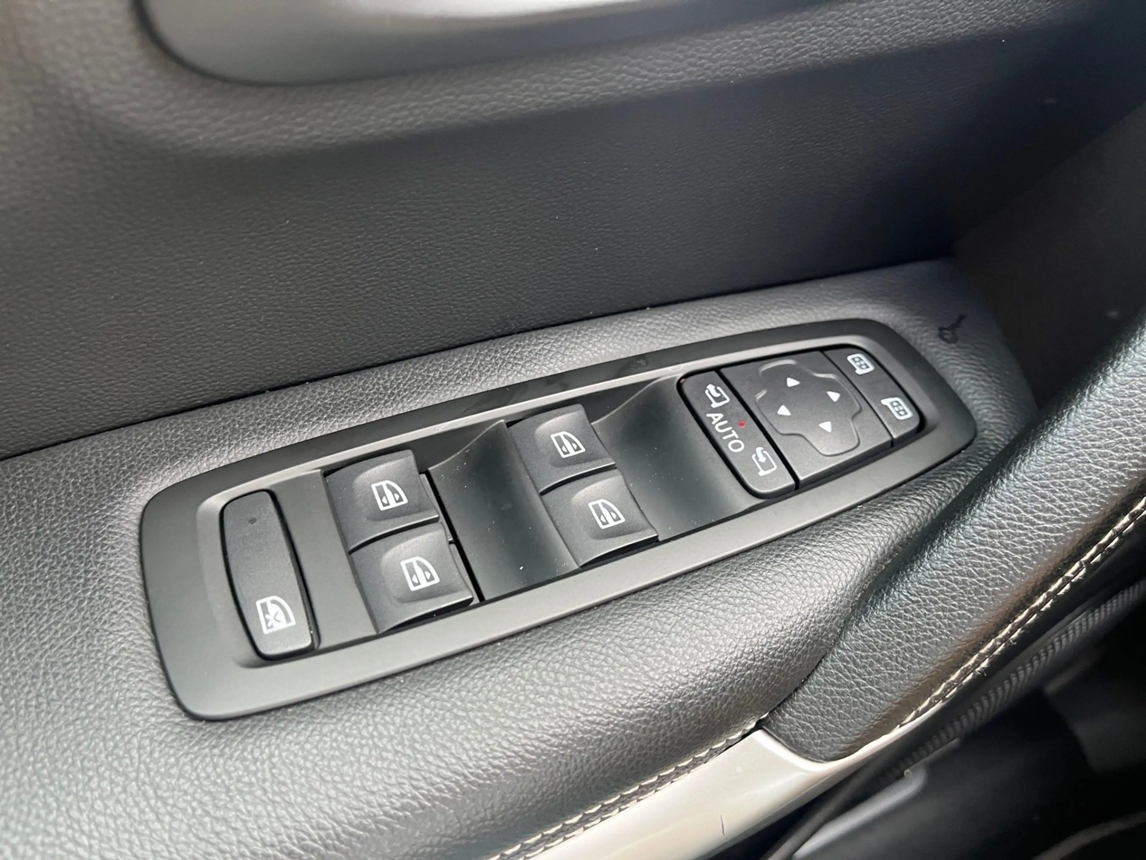 Renault Kadjar BOSE Edition TCe 160 EDC — photo 13
