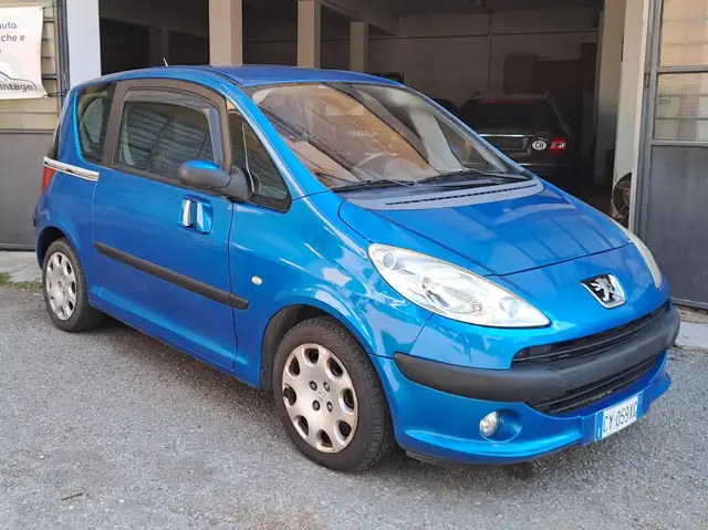 Peugeot 1007 1.6 16v Sporty 2tronic