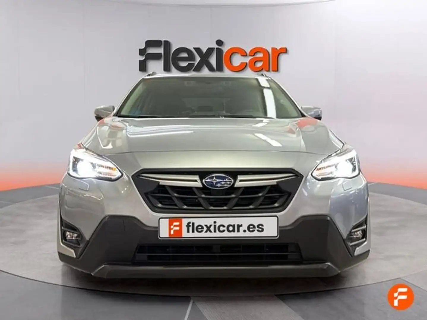 Subaru XV 2.0i Hybrid Executive Plus CVT Gris - 2