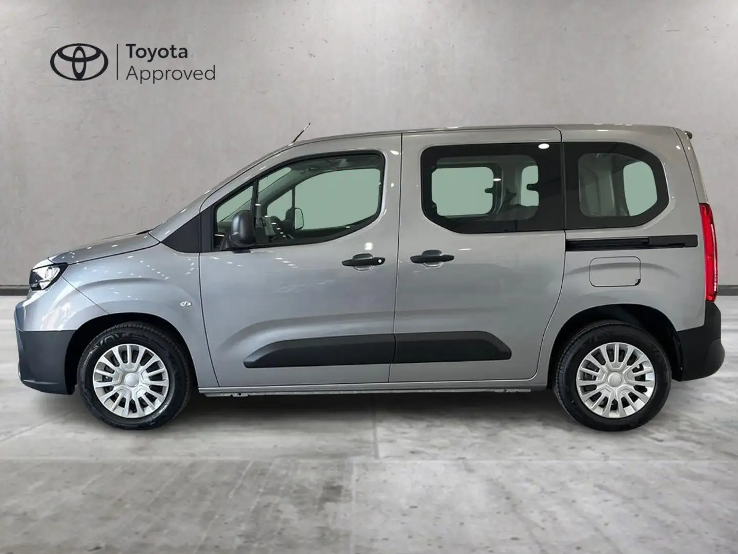Toyota Proace City Proace City Verso 1.5D 100cv S&S L1 Lounge Grigio - 2