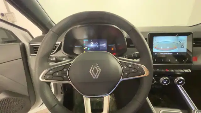 Renault Clio view 12