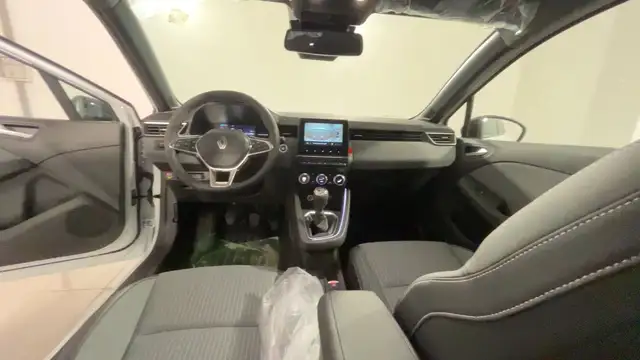 Renault Clio view 10