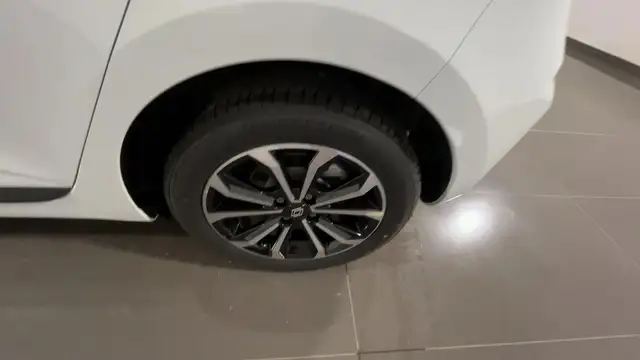 Renault Clio view 7