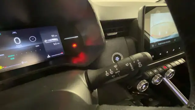 Renault Clio view 14