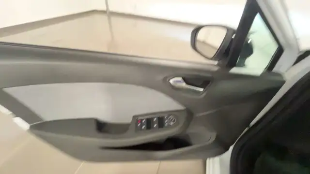 Renault Clio view 17