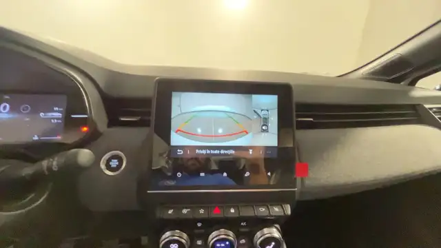 Renault Clio view 15