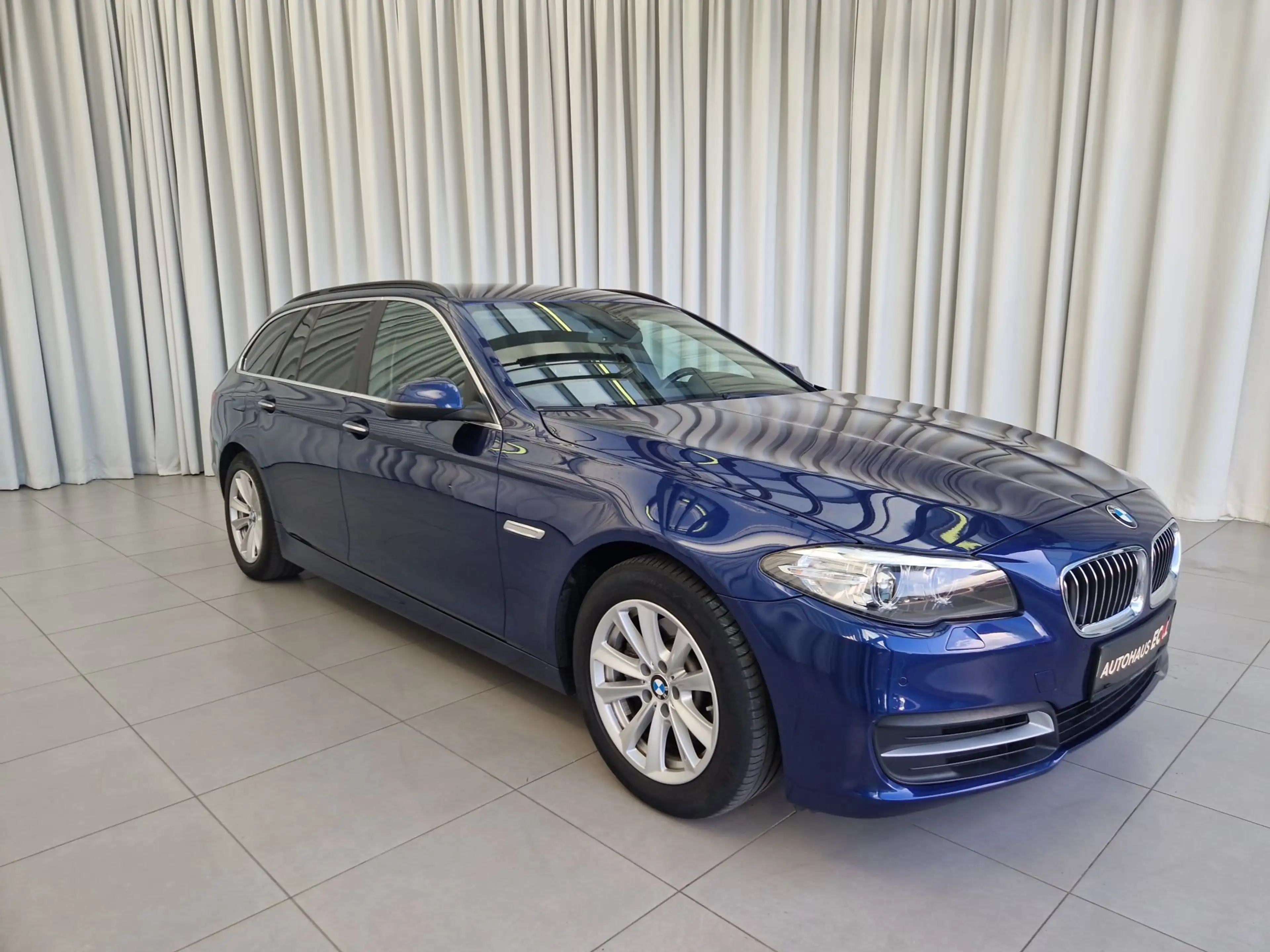 BMW 520 D Touring (F11) KlimaA SHZ — photo 3