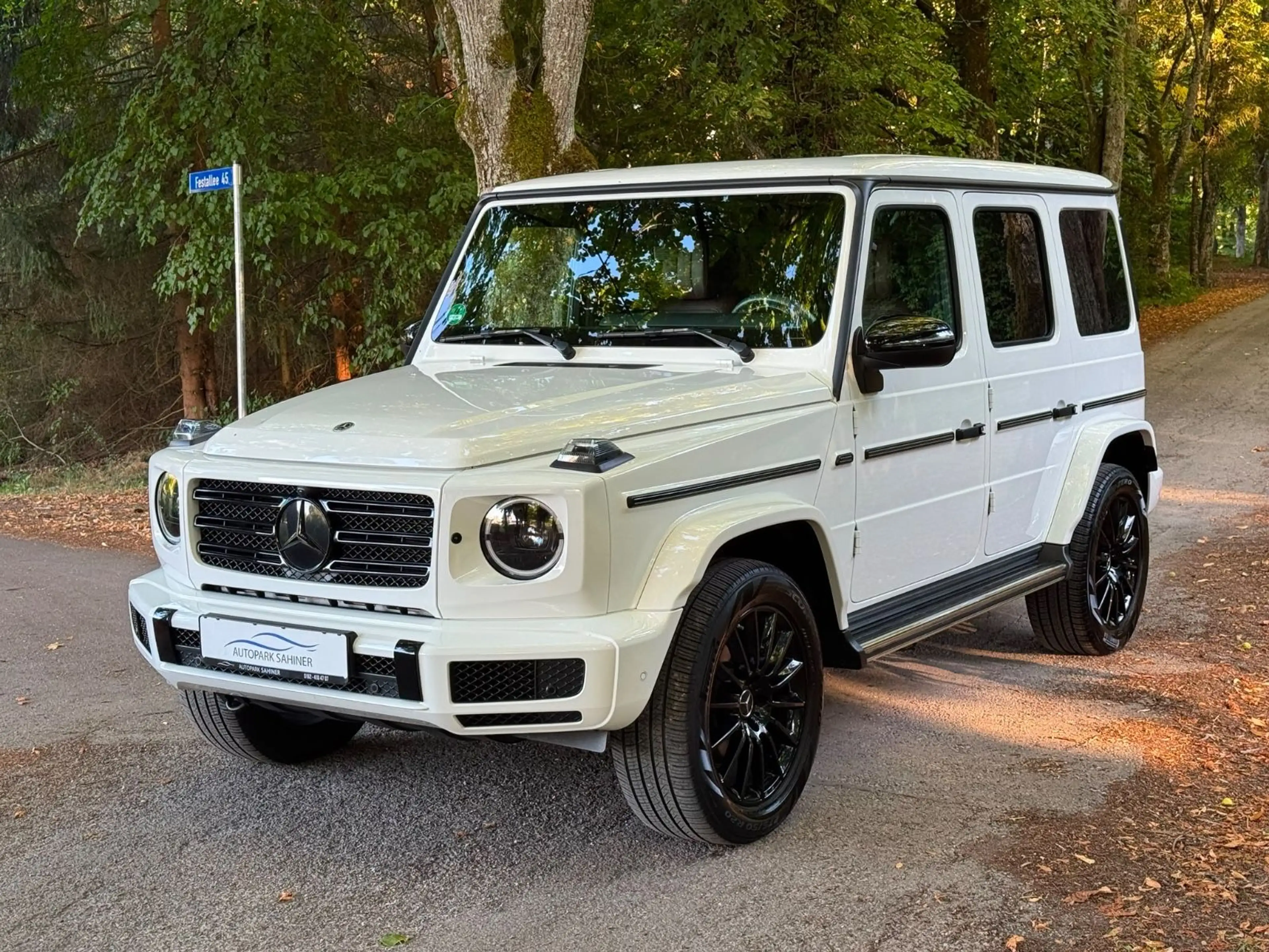 Mercedes-Benz G 400 d*AMG*BURMESTER*CARBON*MWST* — photo 11