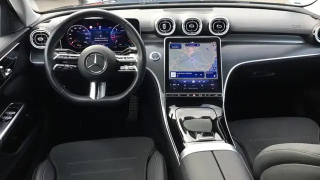Mercedes-Benz C-Class view 8