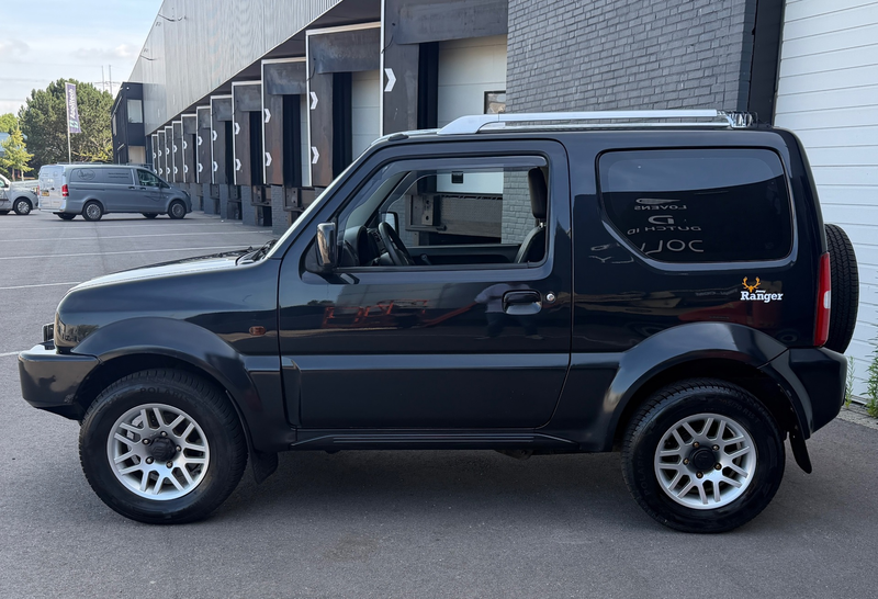Suzuki Jimny 1.3 JX 4X4 LIER/OFFROADBANDEN/STOELVERWARMING/AIRC — photo 3