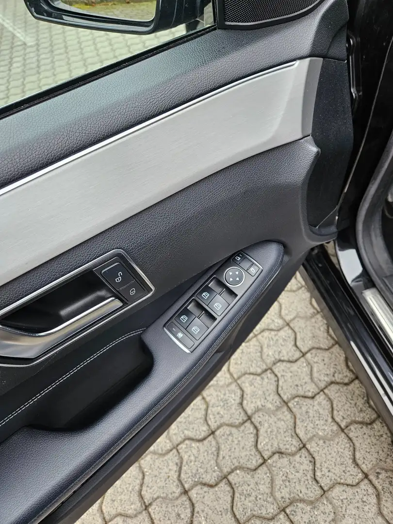 Mercedes-Benz E 200 E 200 T BlueTEC 7G-TRONIC Edition E Schwarz - 2